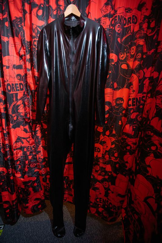 Libidex black latex catsuit XXL