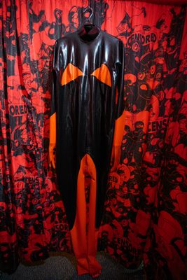 Latex Doberman Petsuit XXL
