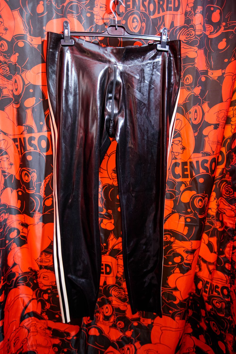 Rub Addiction black latex pants