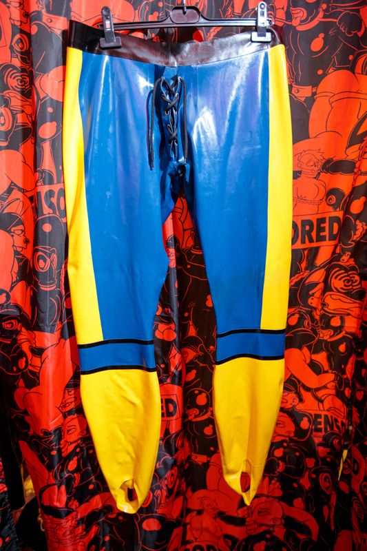 Rub Addiction latex pants