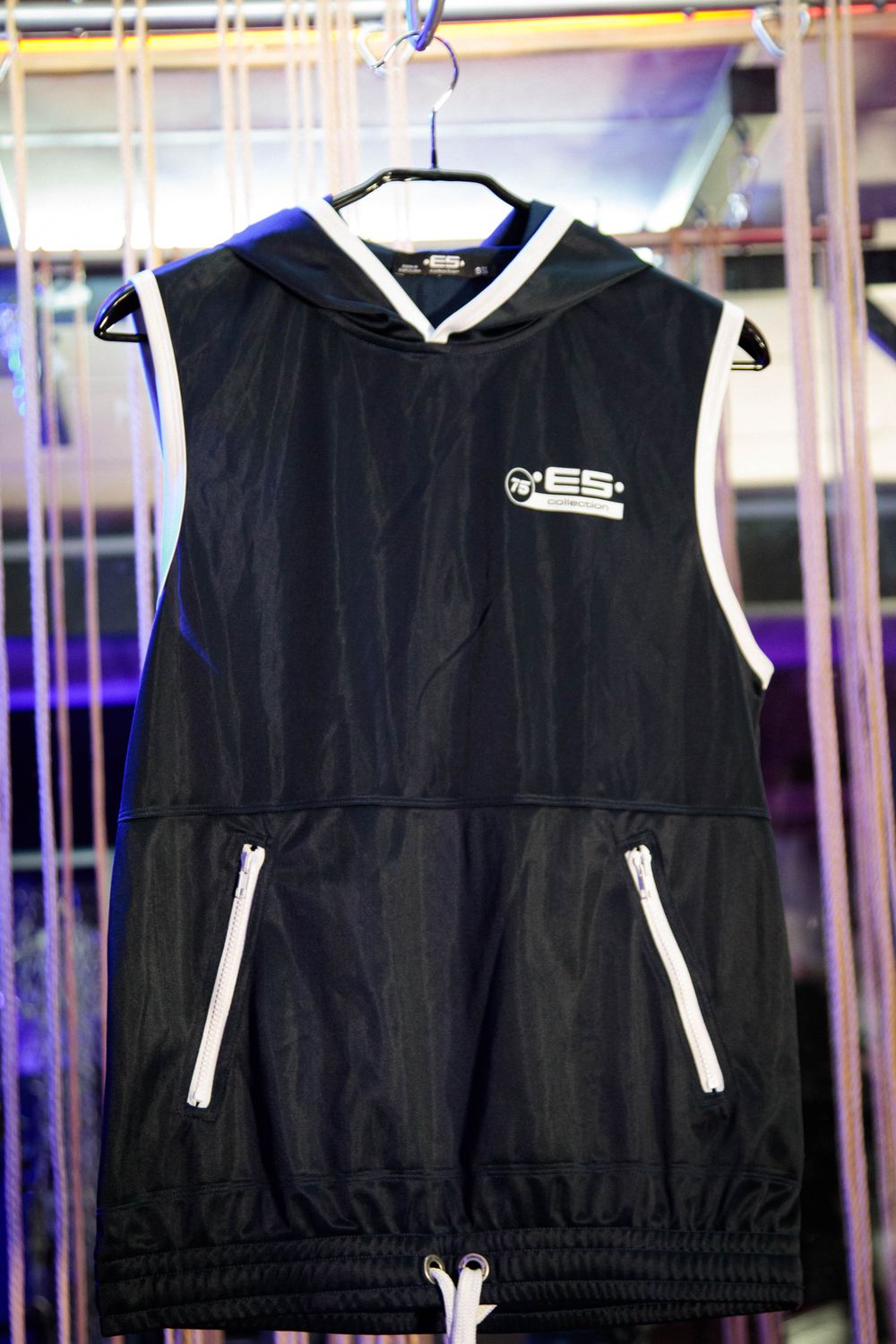ES Collection Black Sleeveless Hoodie S