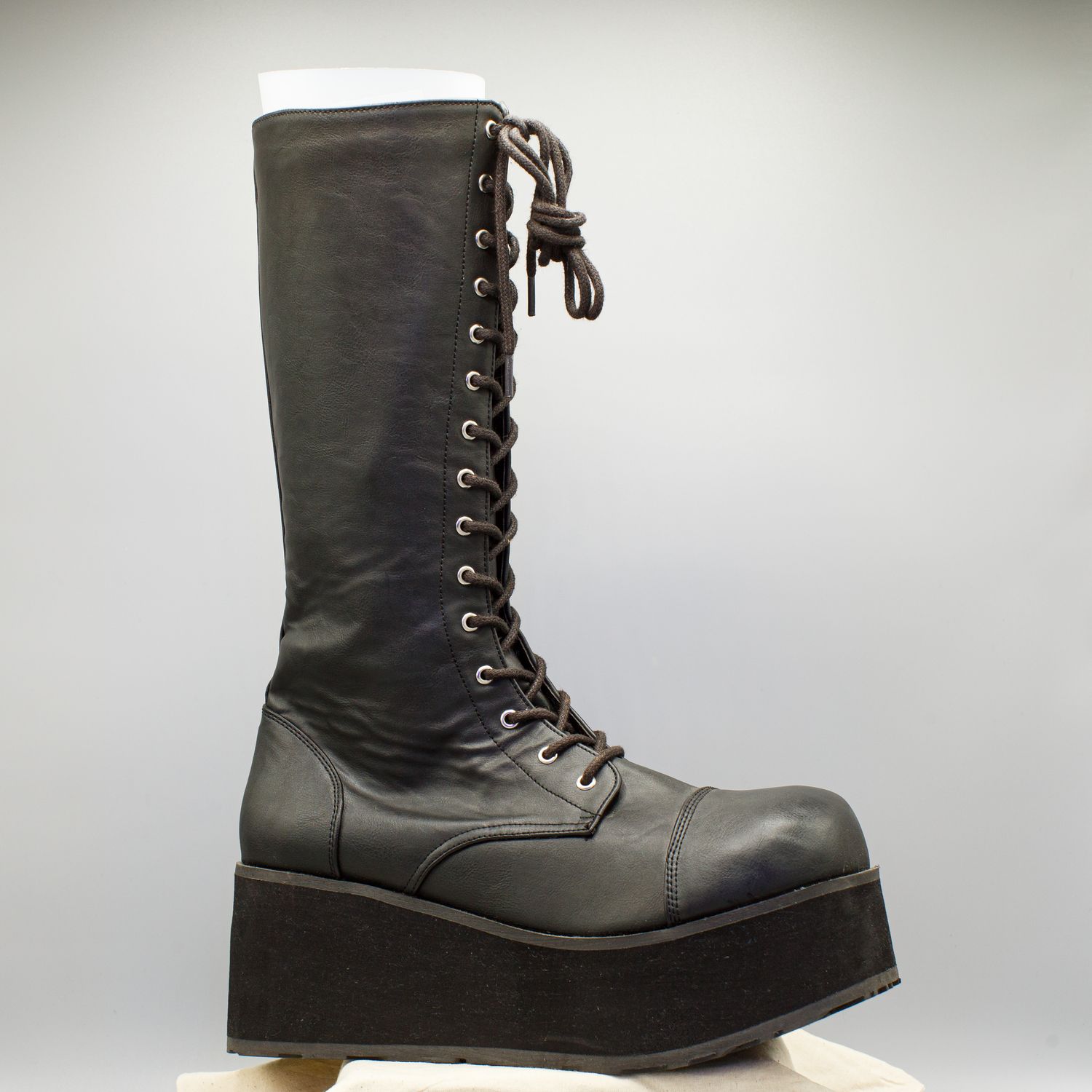 Leather Platform Boots With Zipper