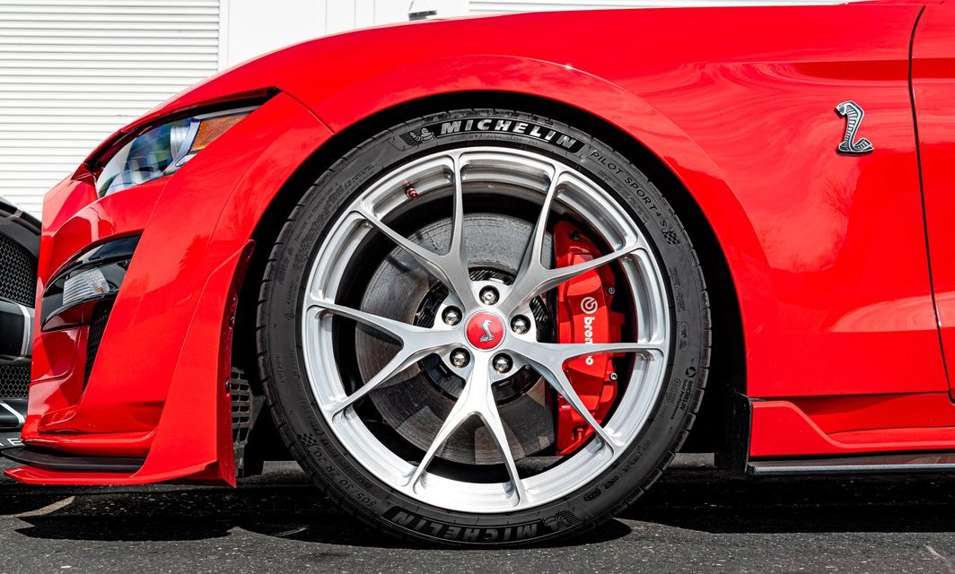 Carbon Fiber Front Rotor Hat - GT500, GT350, Dark Horse