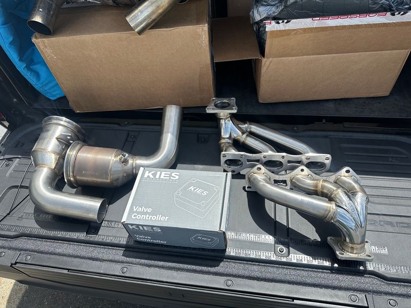 Fabspeed Porsche 992 Carrera Sport Catalytic Converters (2019+)