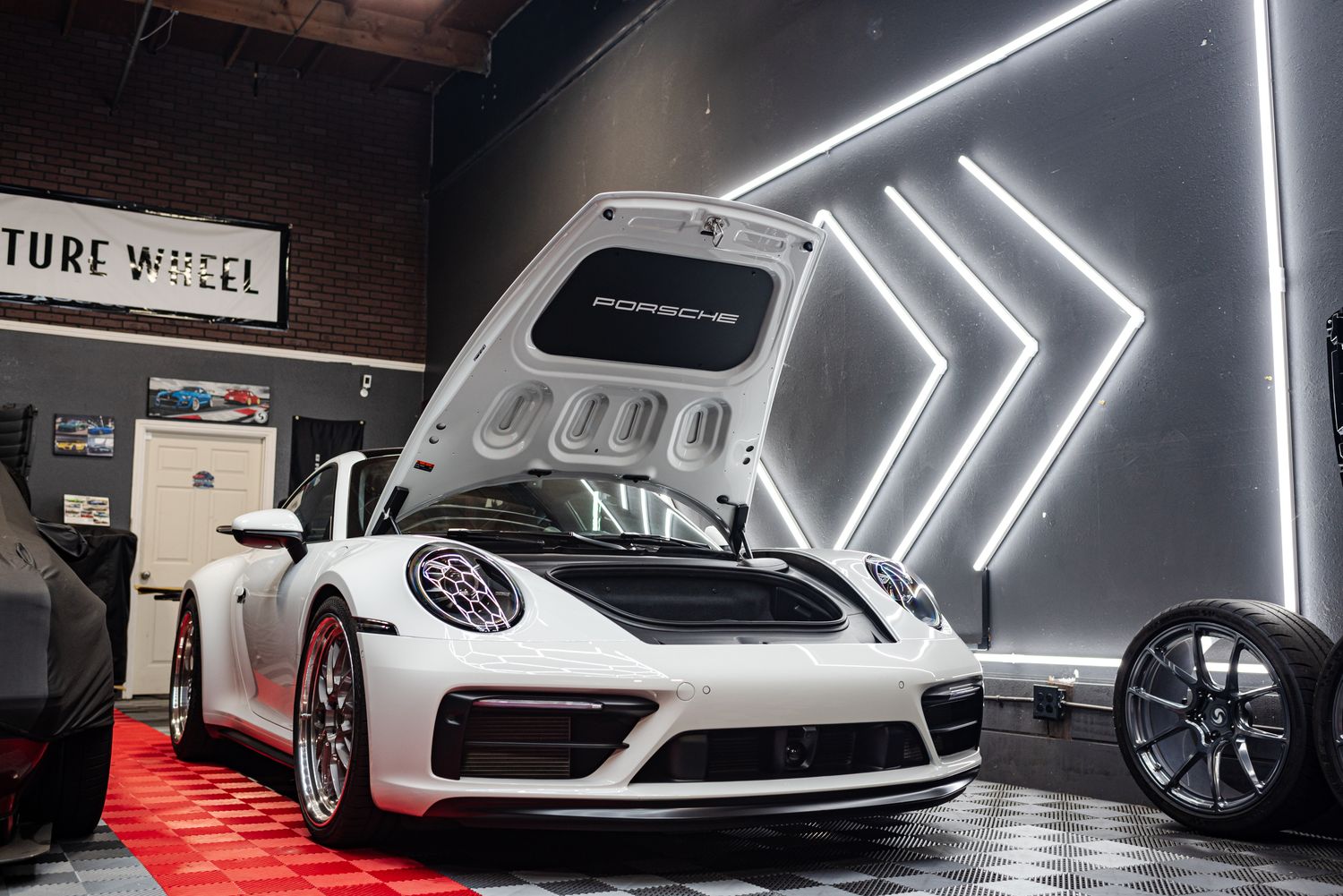 Porsche 911 & Cayman Hood Underside Protector