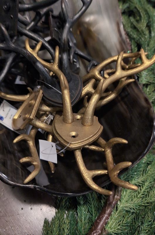 Cast iron Gold Leaf antler hook