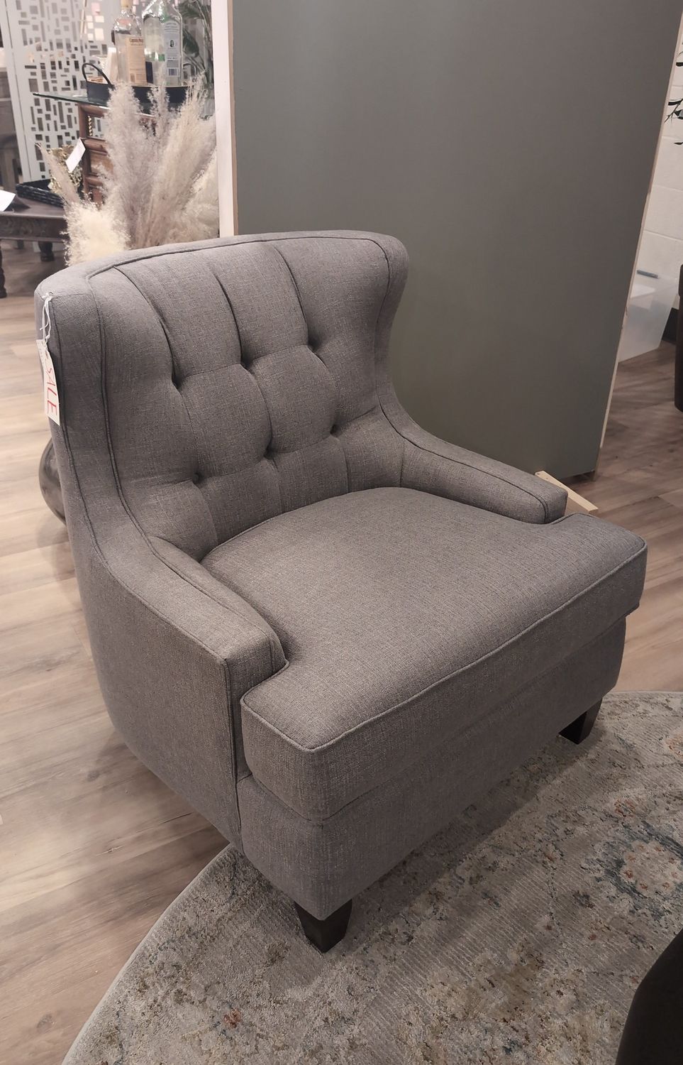 Tufted gray Accent Chair