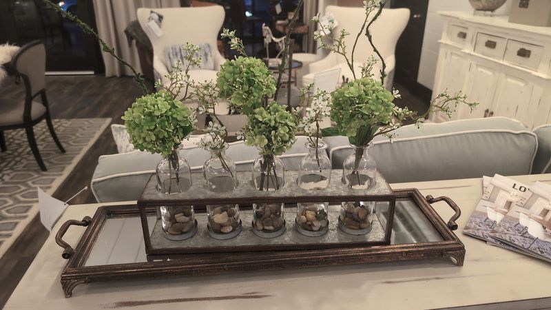 Curated Floral 11074