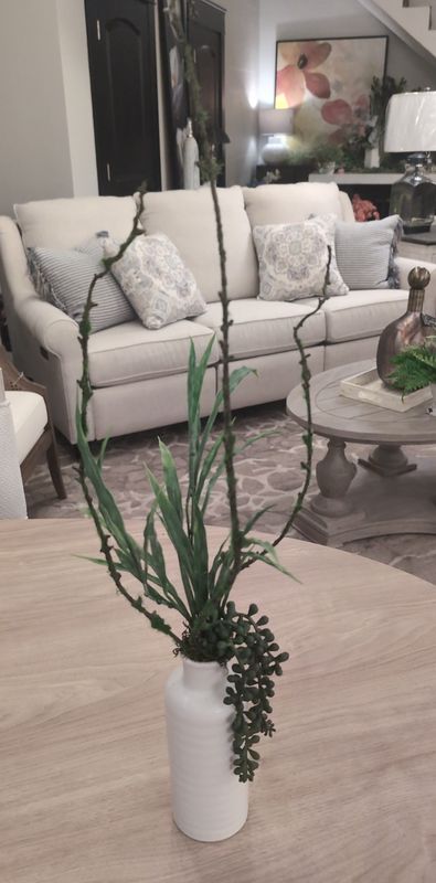 Curated Floral 11076