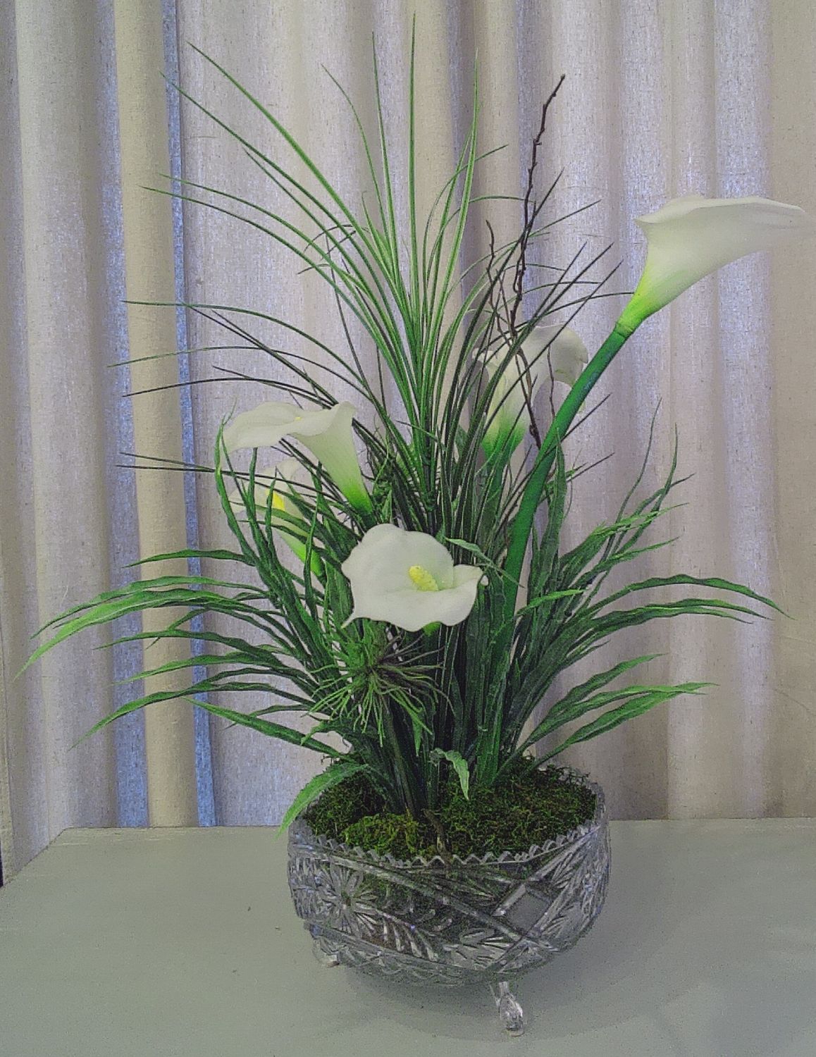 Cala Lily in Crystal Bowl