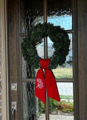 Christmas Wreath Red Sash_Reindeer