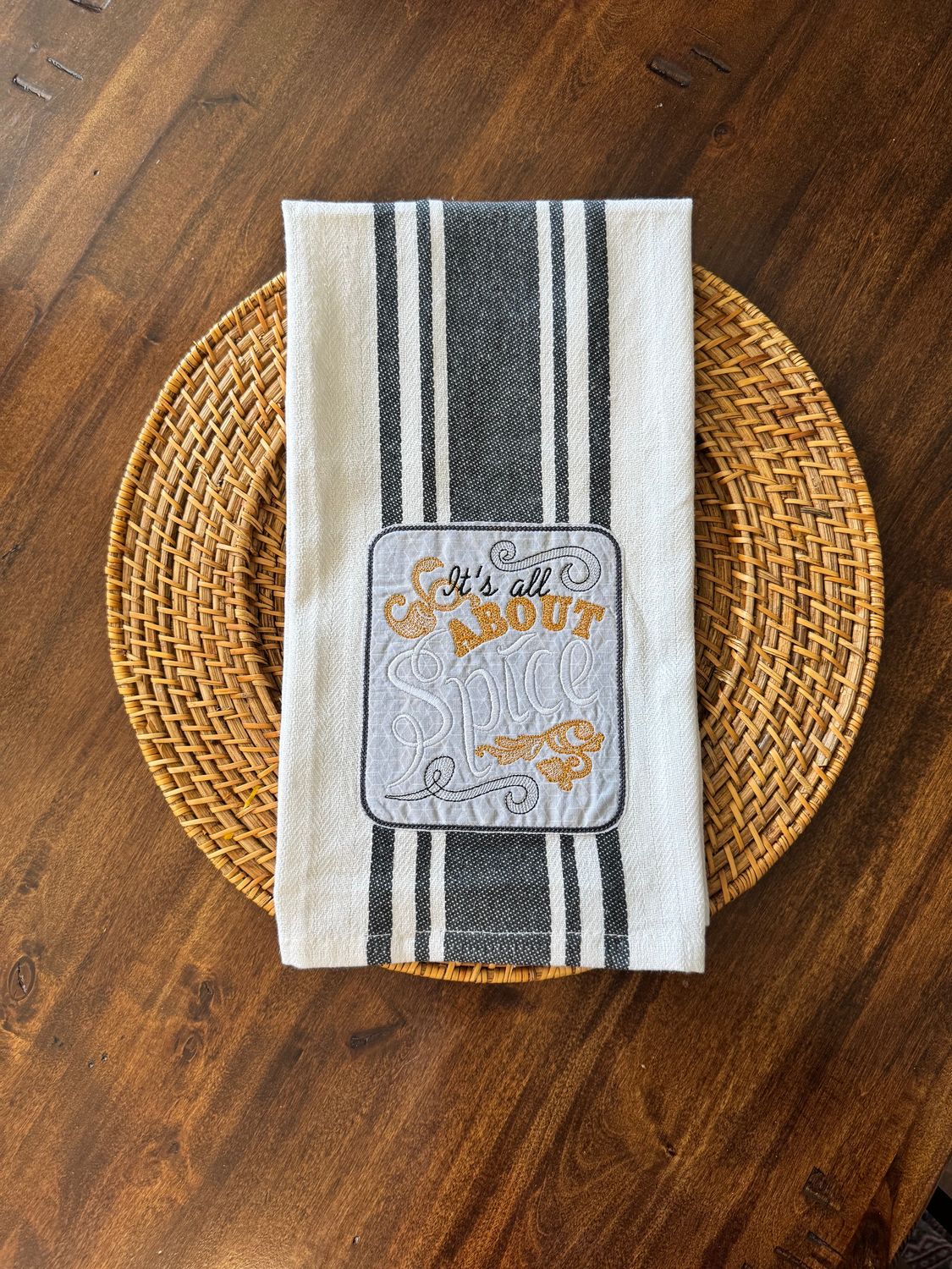 Embroidered Kitchen Dish Towel-Hanging Cotton Towel-Kitchen