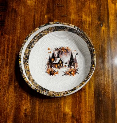 Christmas Black &amp; Gold Houses Rope Bowl – Cozy Winter Cabin Décor | Handmade Fabric Coil Basket