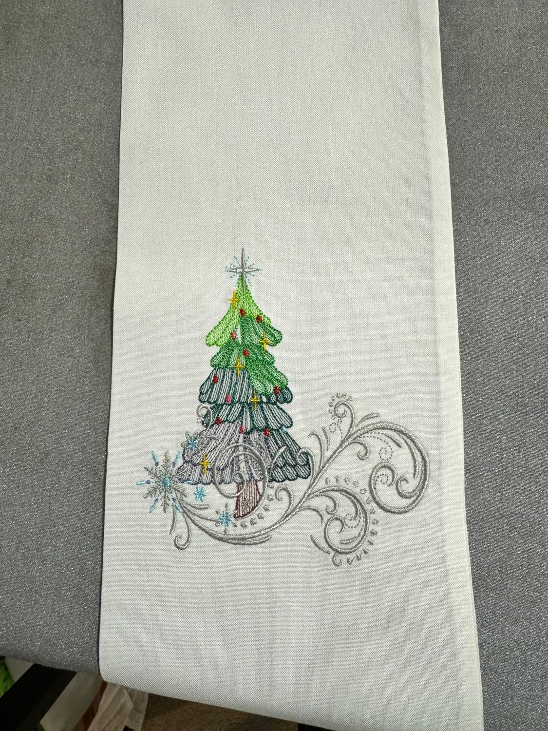 Christmas Tree Wreath Sash