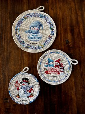 Handmade Christmas Rope Trivets – Snowman Hot Pads & Holiday Table Decor