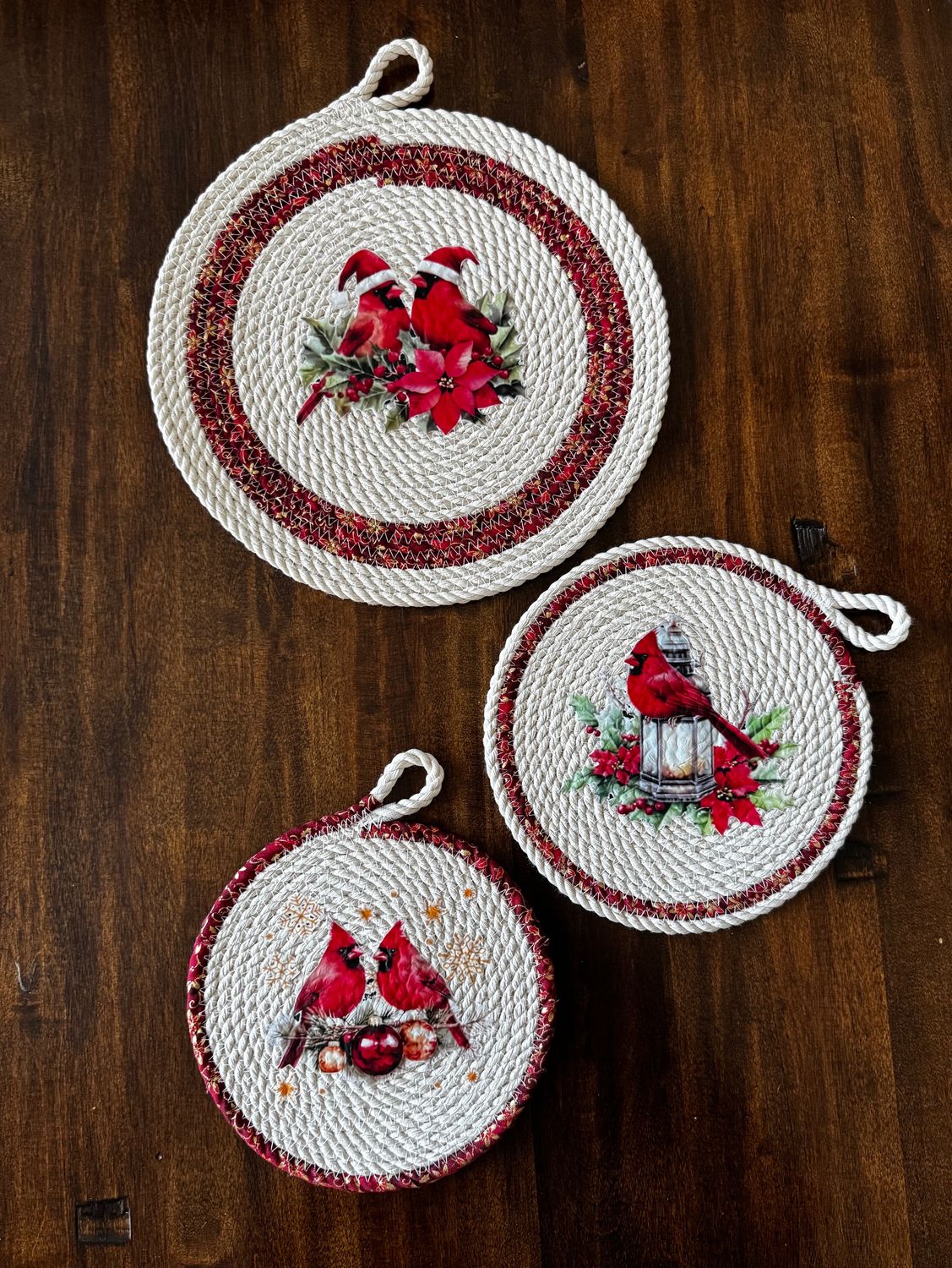 Handcrafted Christmas Cardinal Rope Trivets – Farmhouse Decor