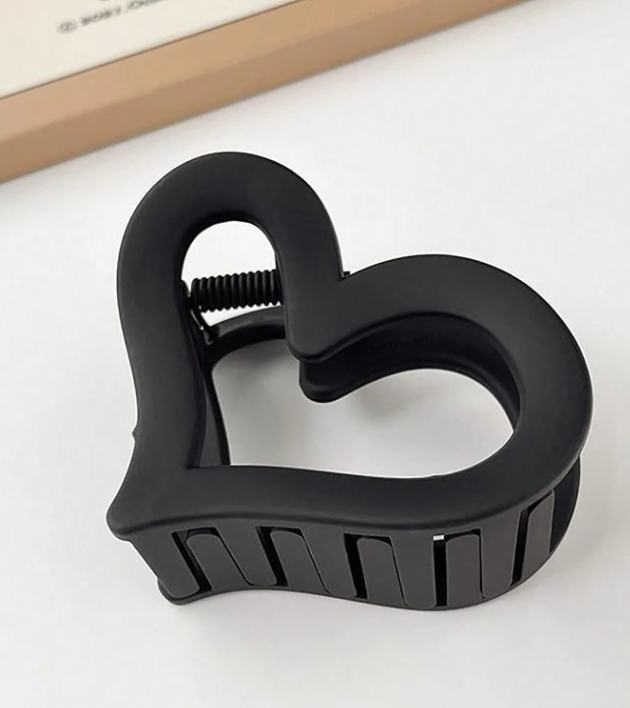 Heart Shaped Small Claw Clip