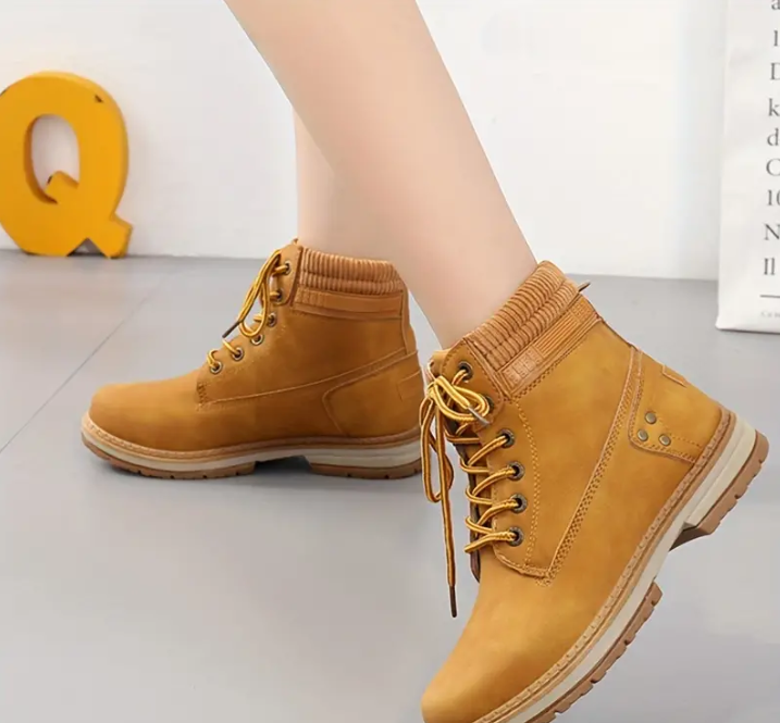 Mid-rise Adventure Boots