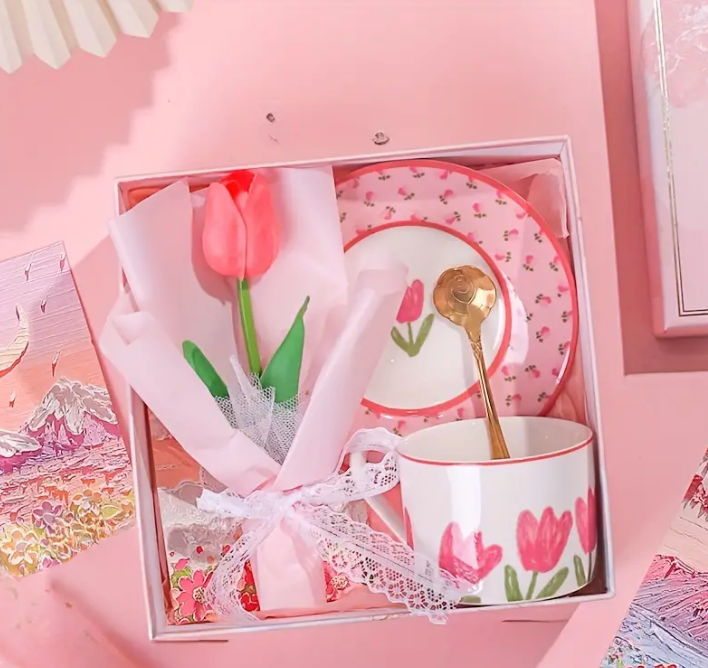 Tulip Blossom Ceramic Cup Gift Set