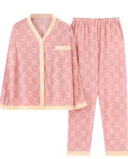 Curvelicious Geometric Pajama Set