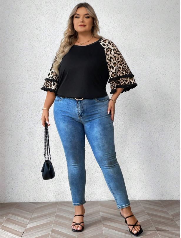 CURVE+ Leopard Print Flared Sleeve Fashionable Black Shirt