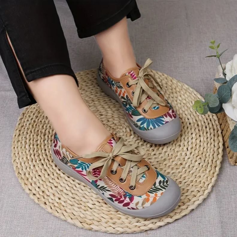 Graffiti Print Casual Sneakers