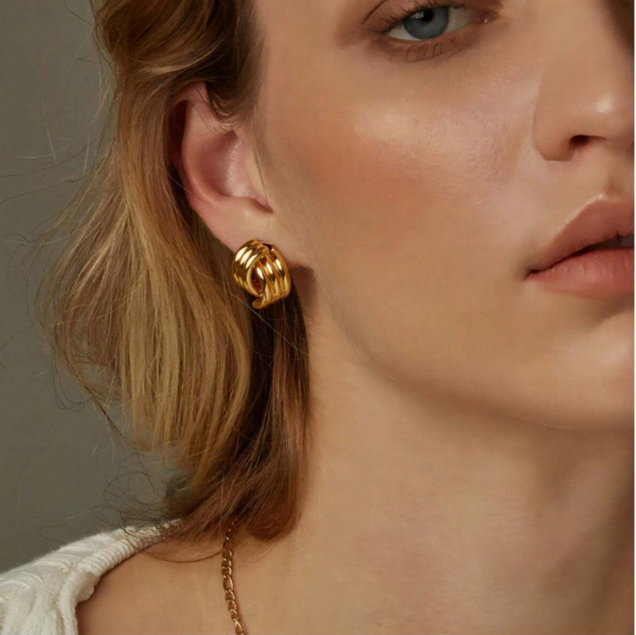 Triple Stranded Interlocked Stud Earrings