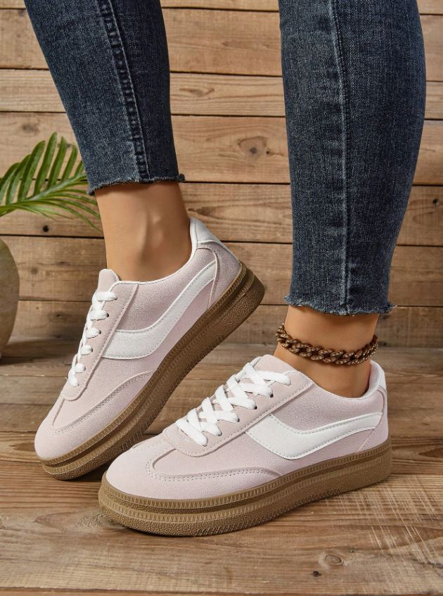 Retro Classic Sneakers