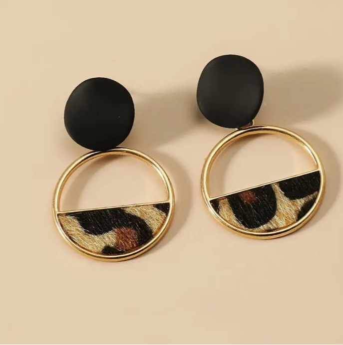 Leopard Print Dangle Earrings