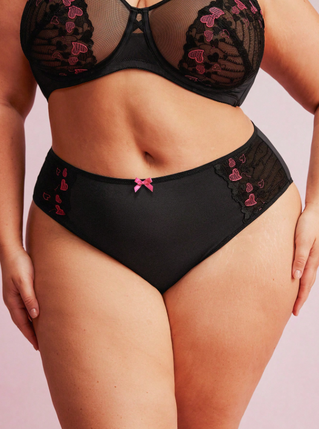 LUVLETTE Plus Black Mid-Rise Heart Lace Mesh Briefs