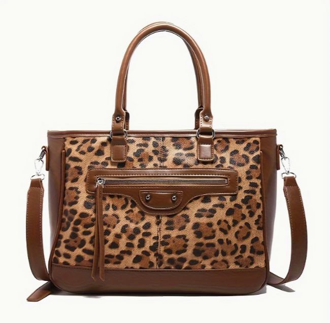 Chic Leopard Print Tote Bag