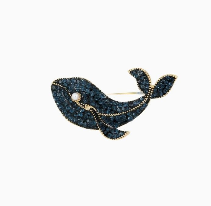 BROOCH Whale