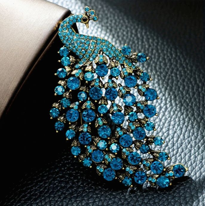BROOCH Peacock