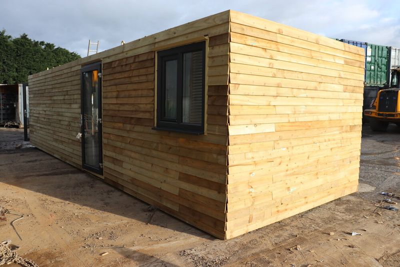 32&#39;X10&#39;&#39; Bespoke Cladded Office Cabin
