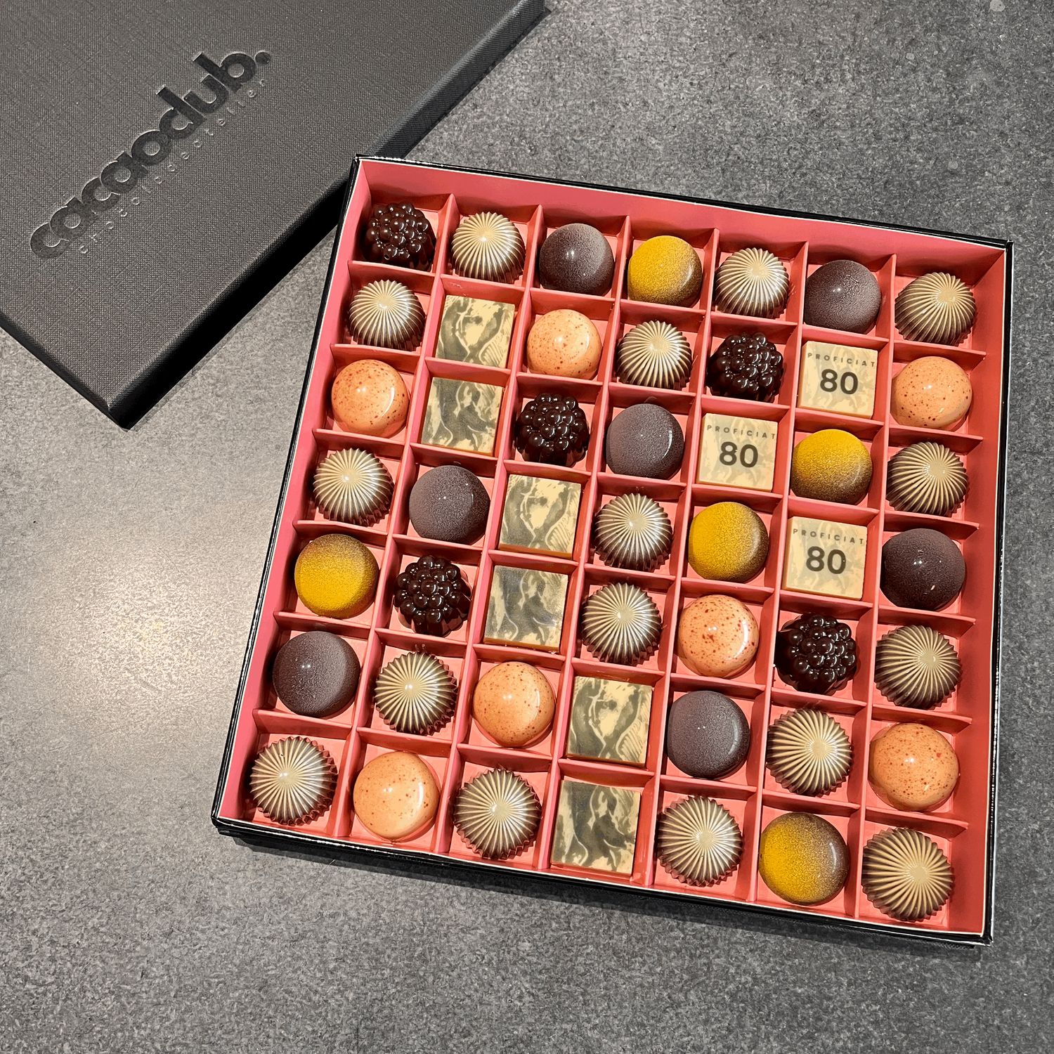 Gepersonaliseerde pralines 49 cacaoclub.