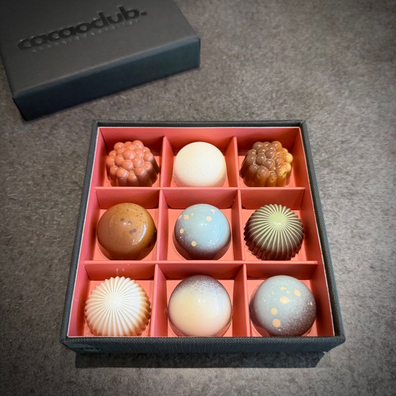 pralines 9 cacaoclub. pralines 9 cacaoclub.