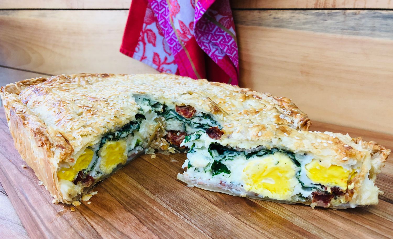 Tarte déjeuner (oeufs, bacon, épinards, cheddar), Size: Individuel