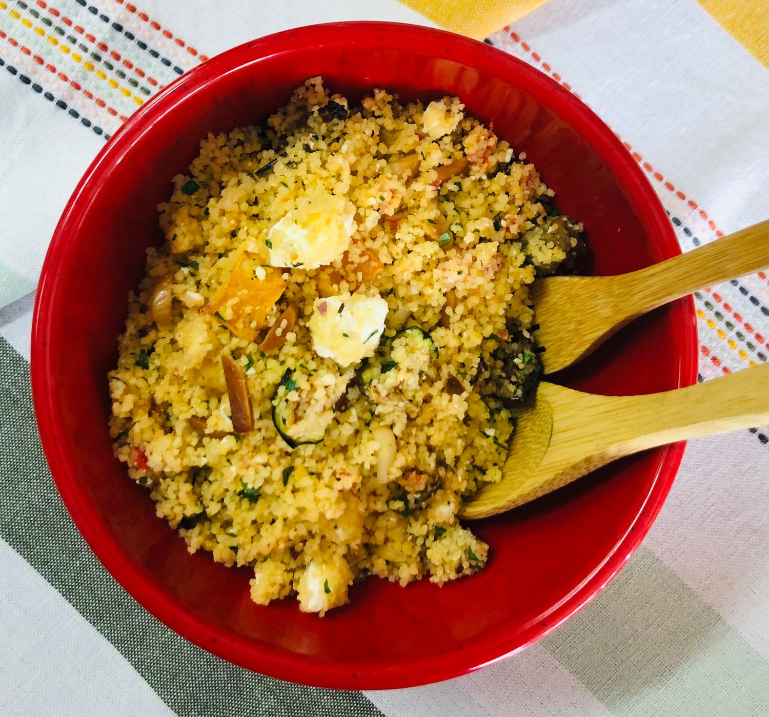 Salade de couscous, légumes grillés, feta et amandes, Size: 500ml
