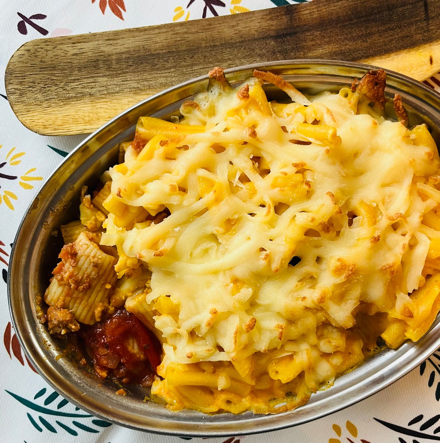 Duo de rigatoni bolognaise et de macaroni au fromage, Size: Individuel