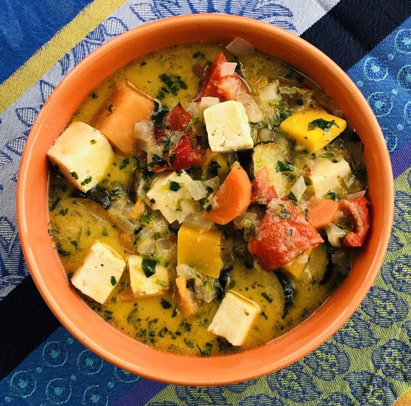 Cari aux légumes et tofu
