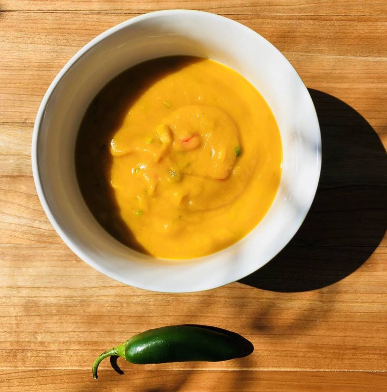 Potage aux patates douces et à la lime