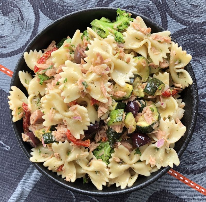 Salade de farfalle au thon