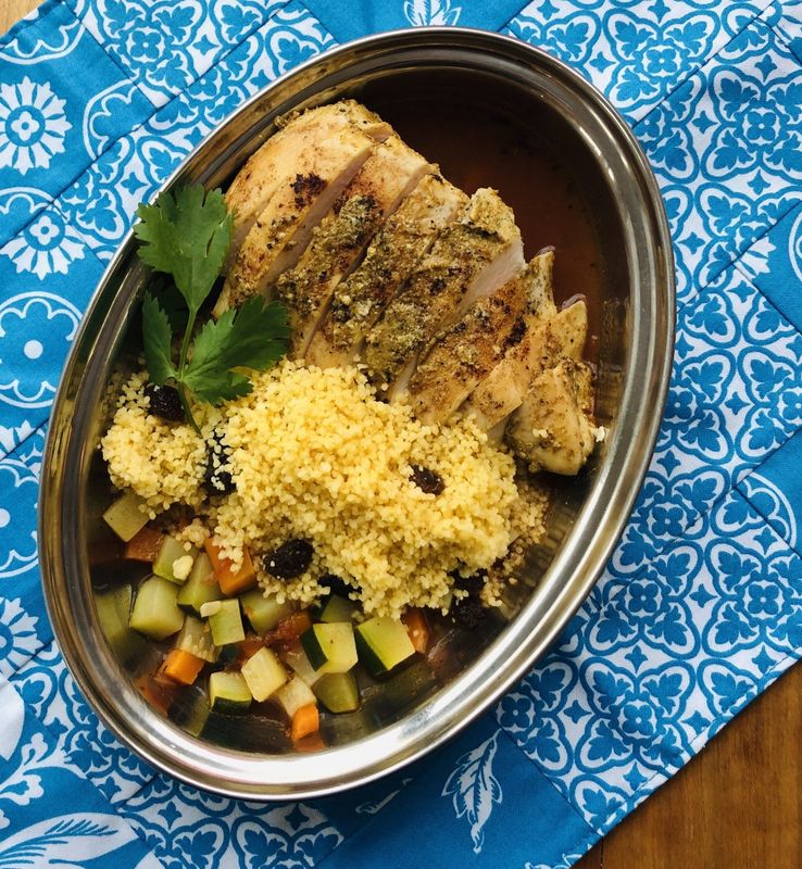 Poulet grillé et couscous tunisien aux légumes