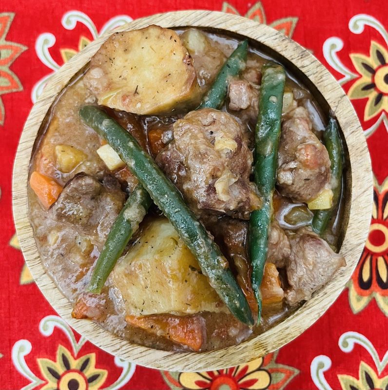 Navarin d'agneau et légumes racine (braisé)