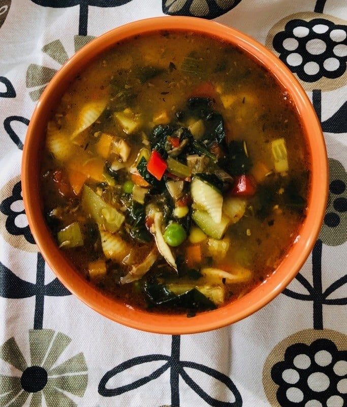 Minestrone aux coquilles et poulet