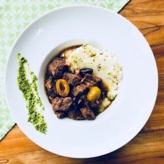 Boeuf braisé à la Corse (olives)