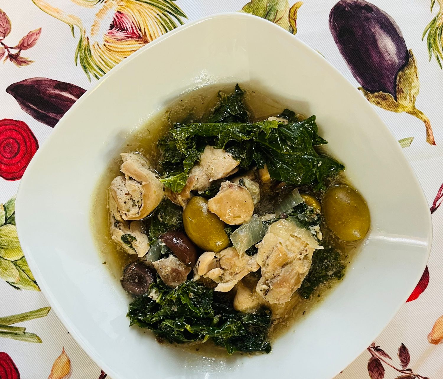 Poulet Toscan (braisé, olives et kale), Size: individuel