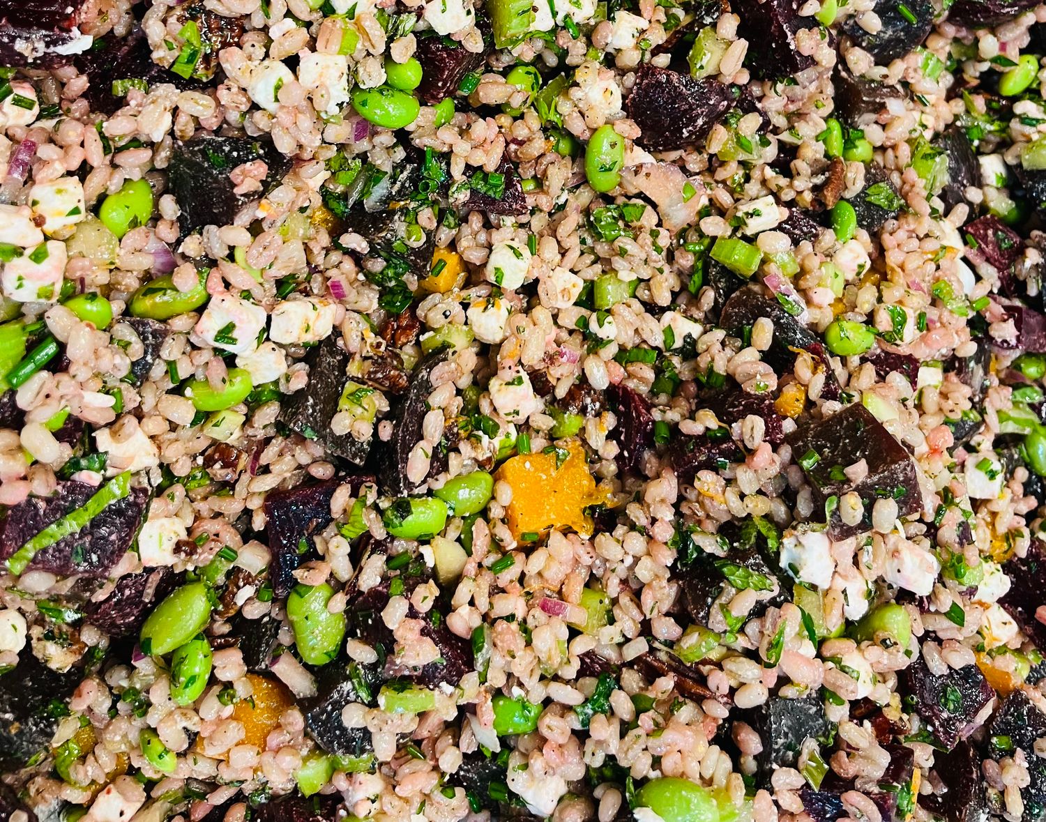 Salade de betteraves, orge, feta, courge et pacanes, Size: 500ml