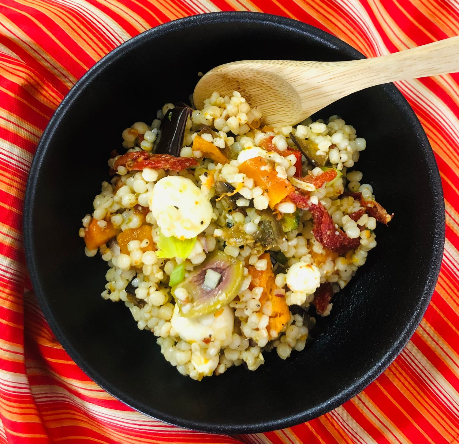Salade de couscous perlé, ratatouille et bocconcini, Size: 500ml
