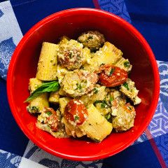 Pâtes aux tomates confites, saucisse et feta rôti, Size: 1 litre